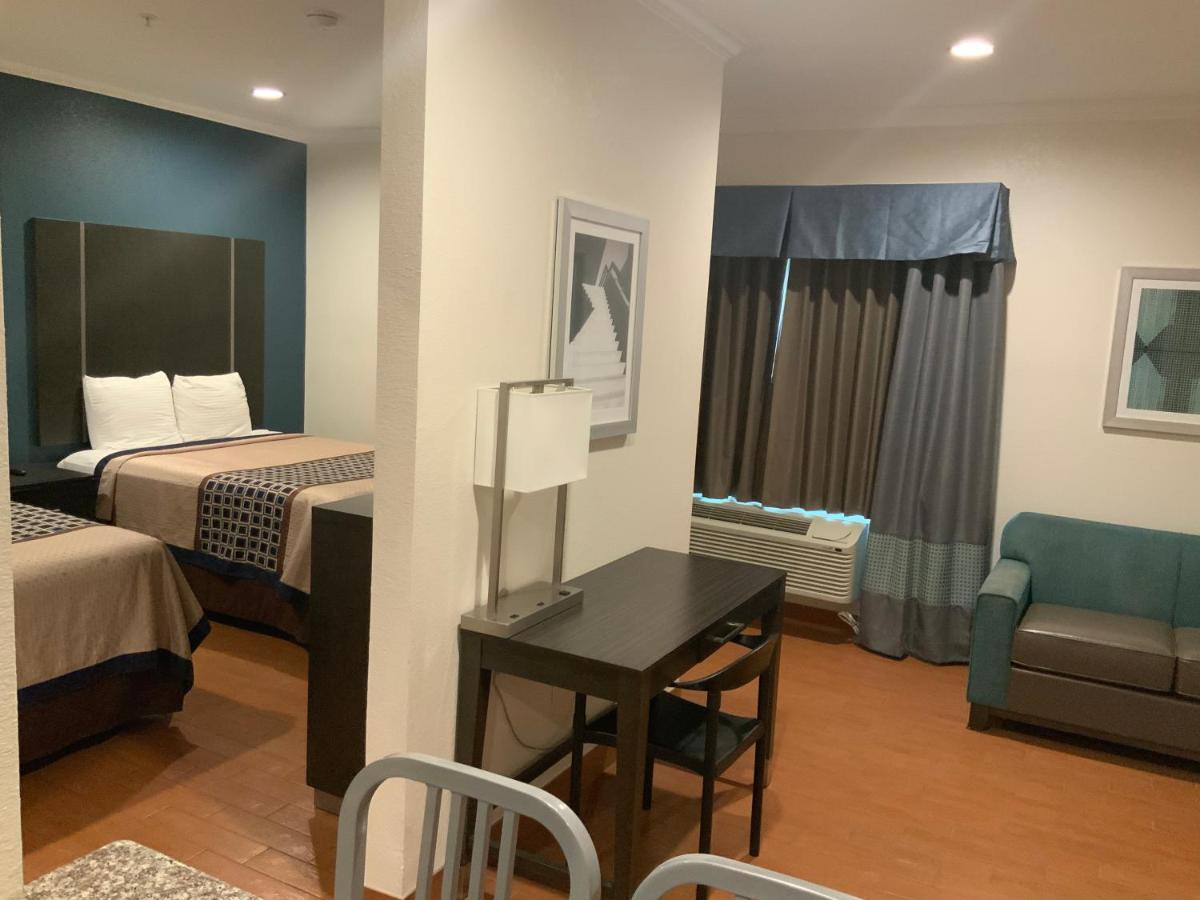Regency Inn & Suites- Nw Houston Jersey Village Экстерьер фото
