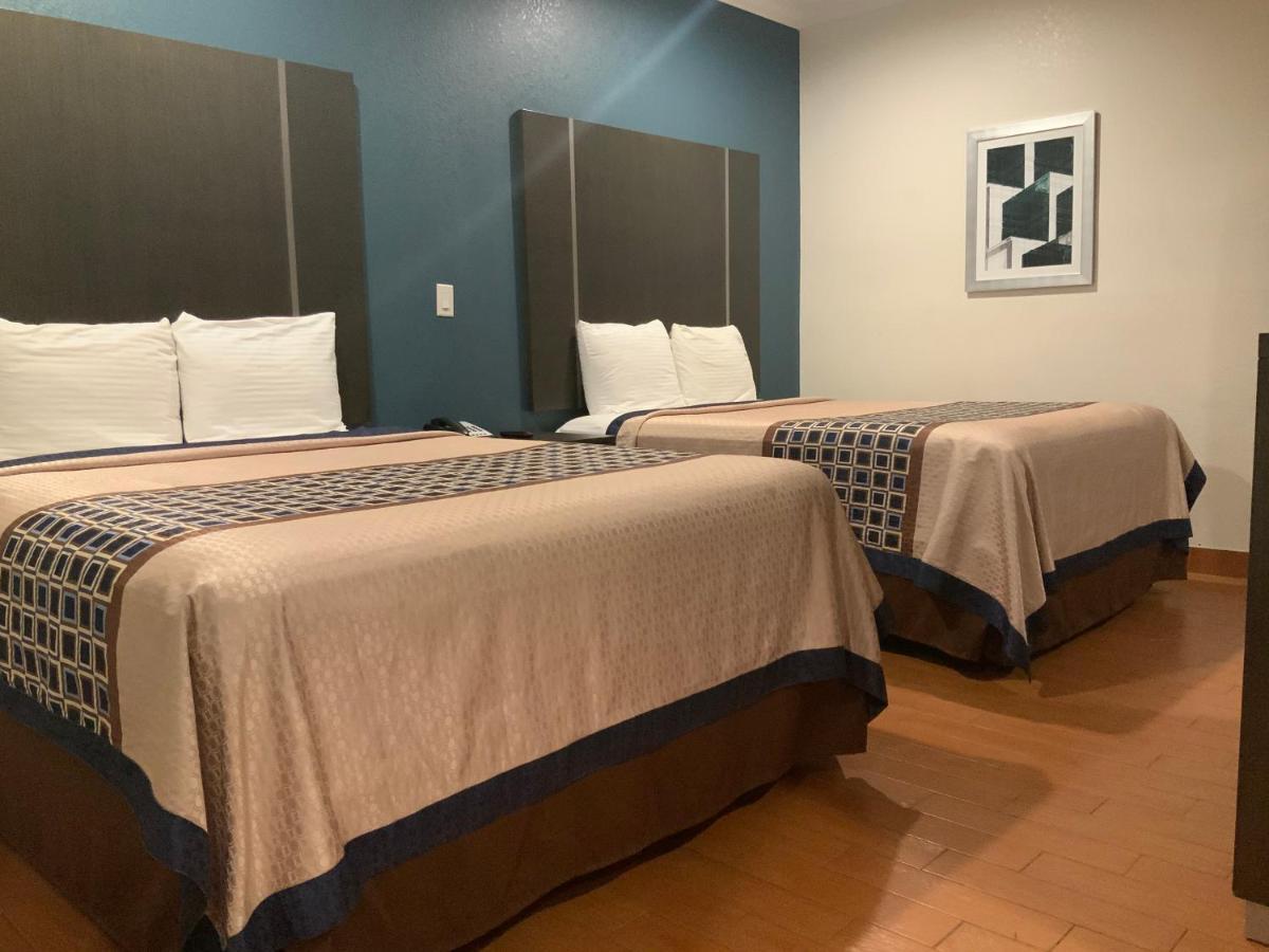 Regency Inn & Suites- Nw Houston Jersey Village Экстерьер фото