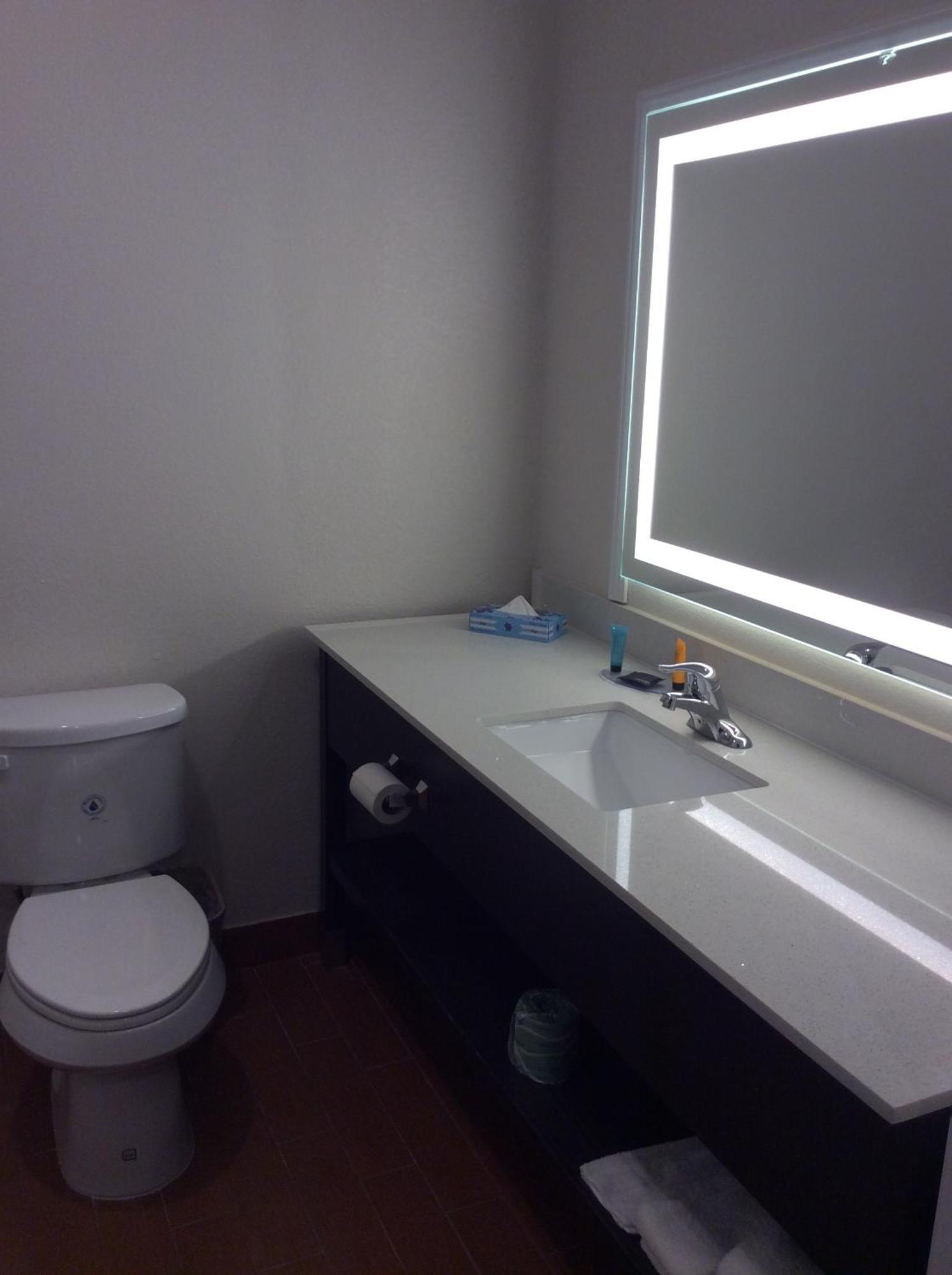 Regency Inn & Suites- Nw Houston Jersey Village Экстерьер фото