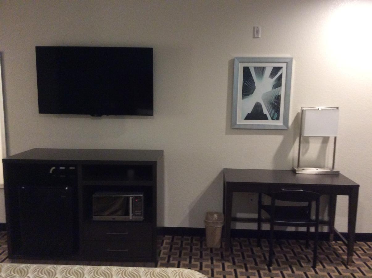 Regency Inn & Suites- Nw Houston Jersey Village Номер фото