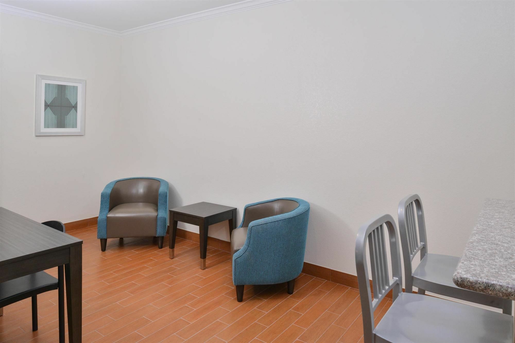 Regency Inn & Suites- Nw Houston Jersey Village Экстерьер фото
